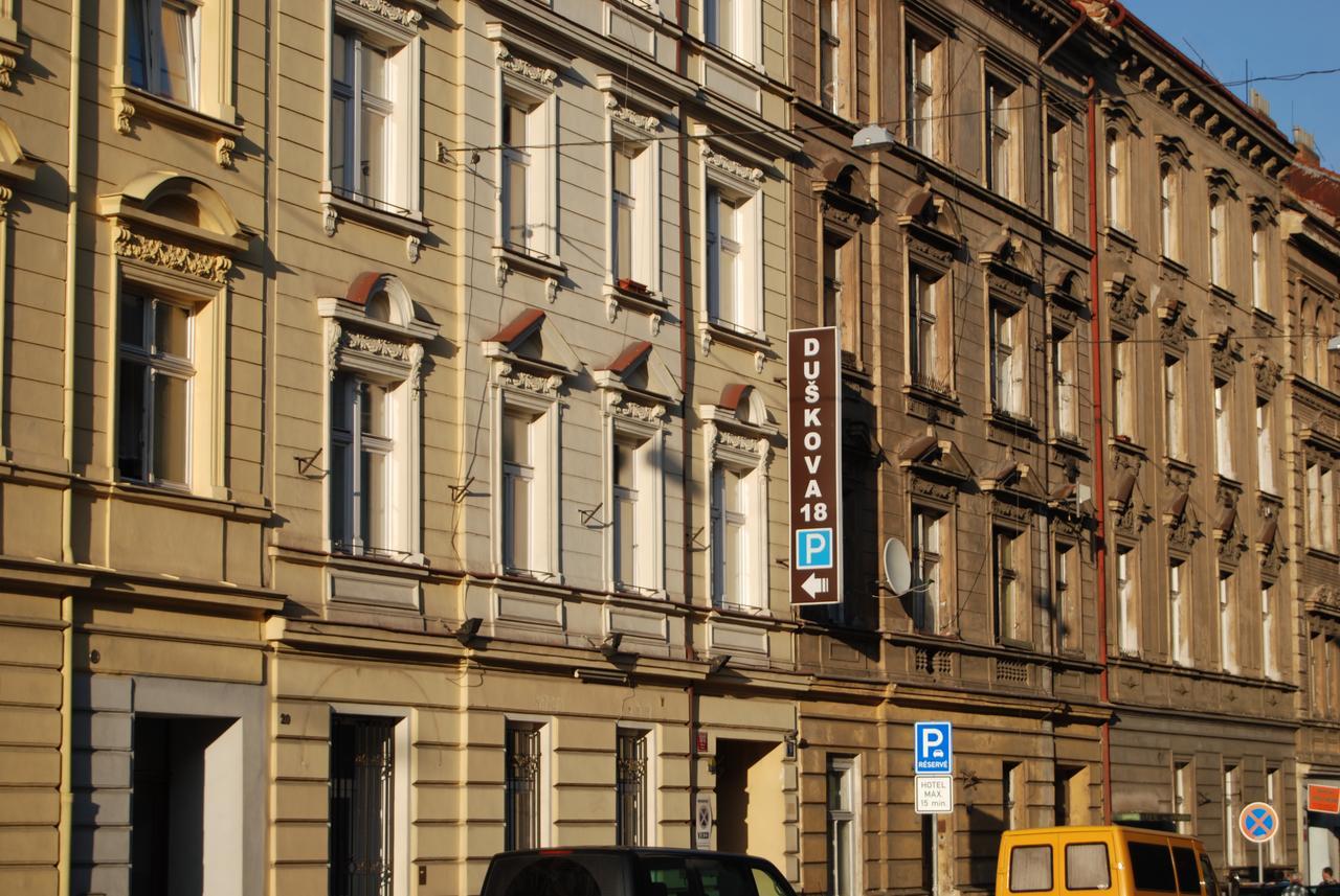 Duskova Apartments Πράγα Εξωτερικό φωτογραφία