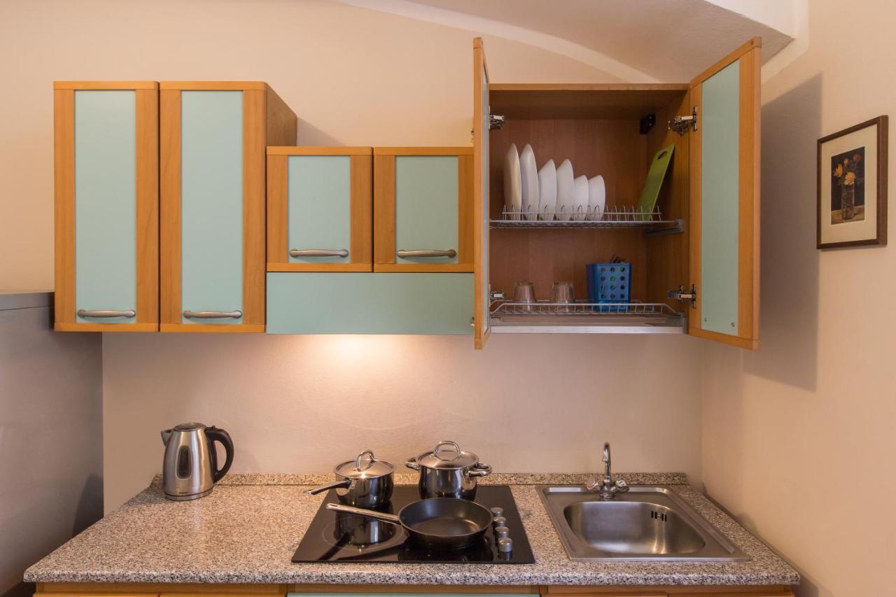 Duskova Apartments Πράγα Εξωτερικό φωτογραφία