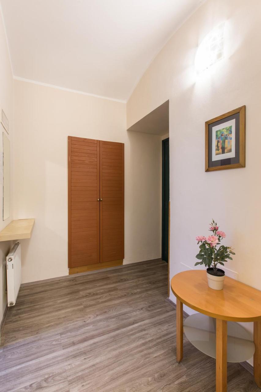 Duskova Apartments Πράγα Εξωτερικό φωτογραφία