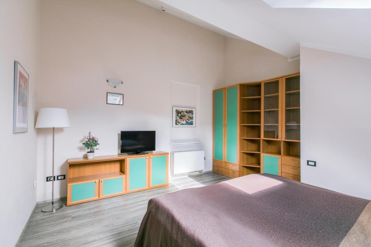 Duskova Apartments Πράγα Εξωτερικό φωτογραφία
